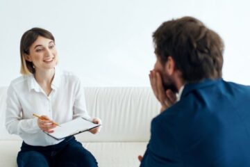 man talking to therapist